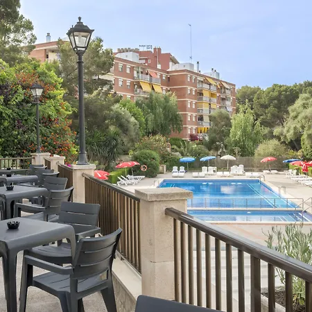 亚马逊酒店 酒店 3*