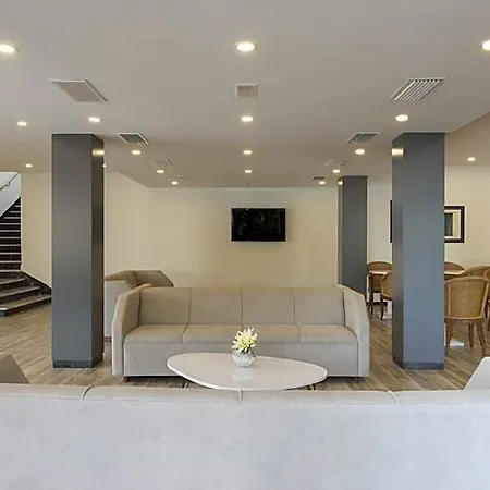 Amazonas Otel 3*